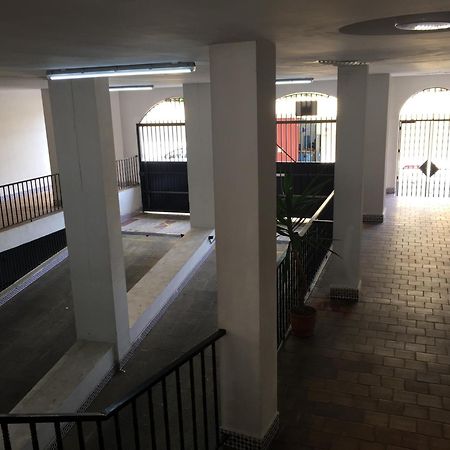 El Cortijuelo. Magnificent Triplex Terraced House With Rooftop Of 18M2, Overlooking The Sea. Parking Torremolinos Exterior foto