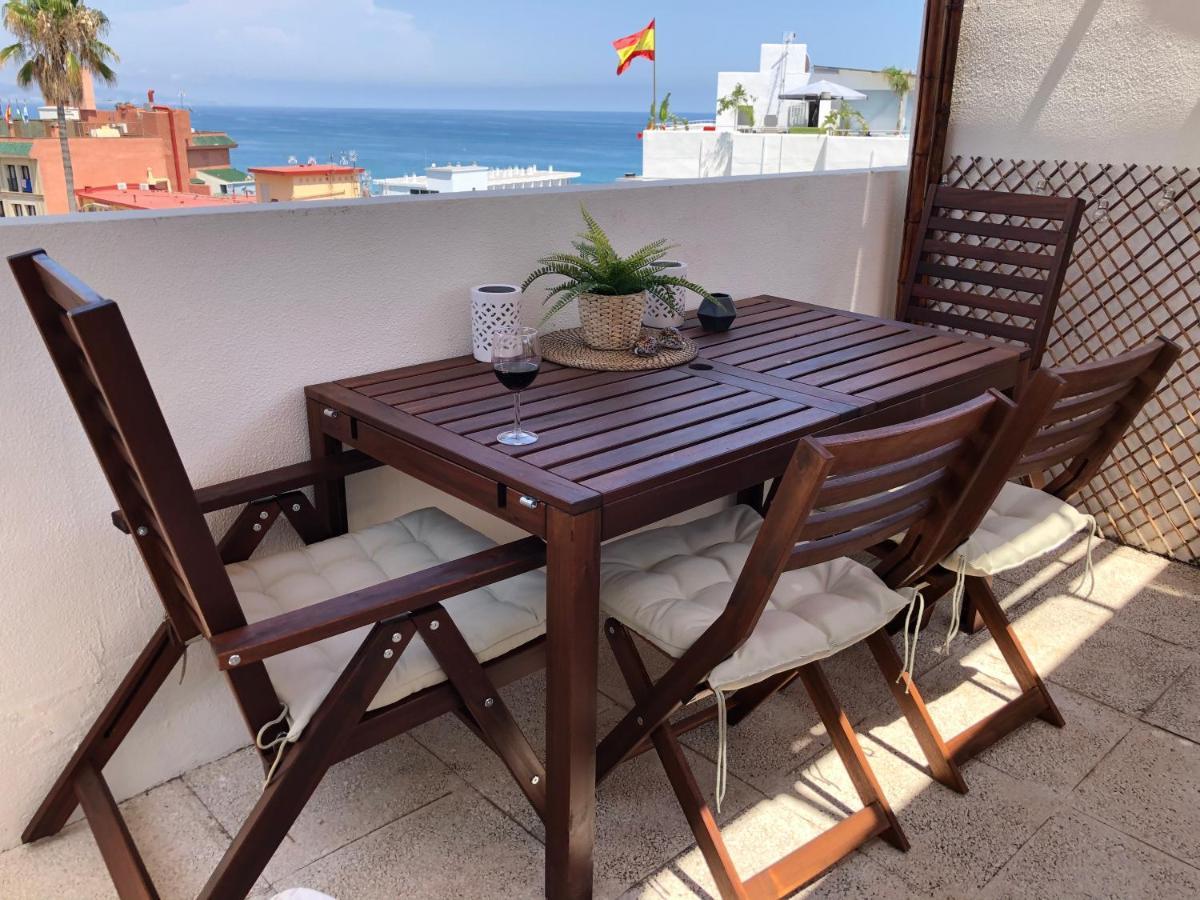 El Cortijuelo. Magnificent Triplex Terraced House With Rooftop Of 18M2, Overlooking The Sea. Parking Torremolinos Exterior foto