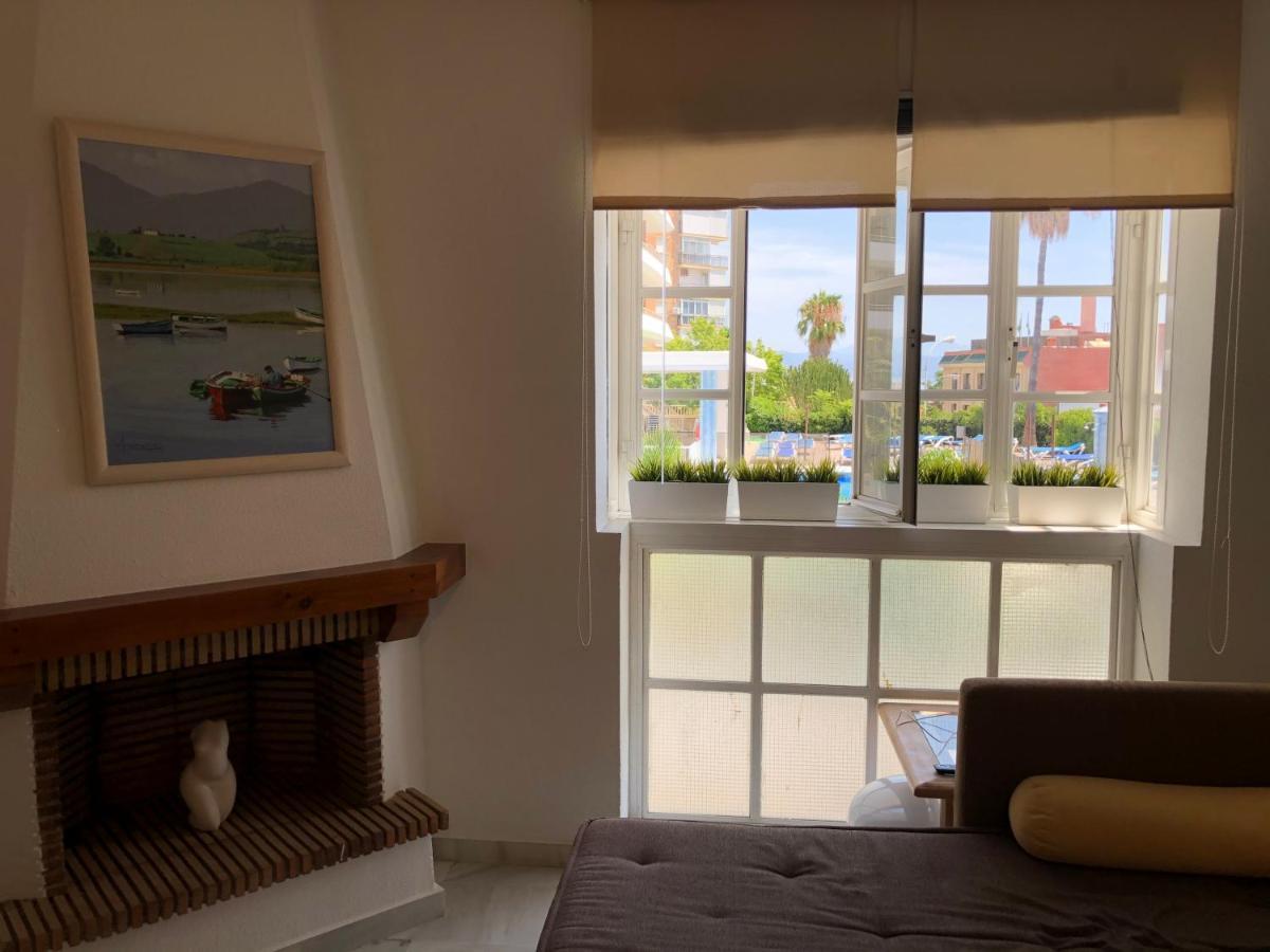 El Cortijuelo. Magnificent Triplex Terraced House With Rooftop Of 18M2, Overlooking The Sea. Parking Torremolinos Exterior foto