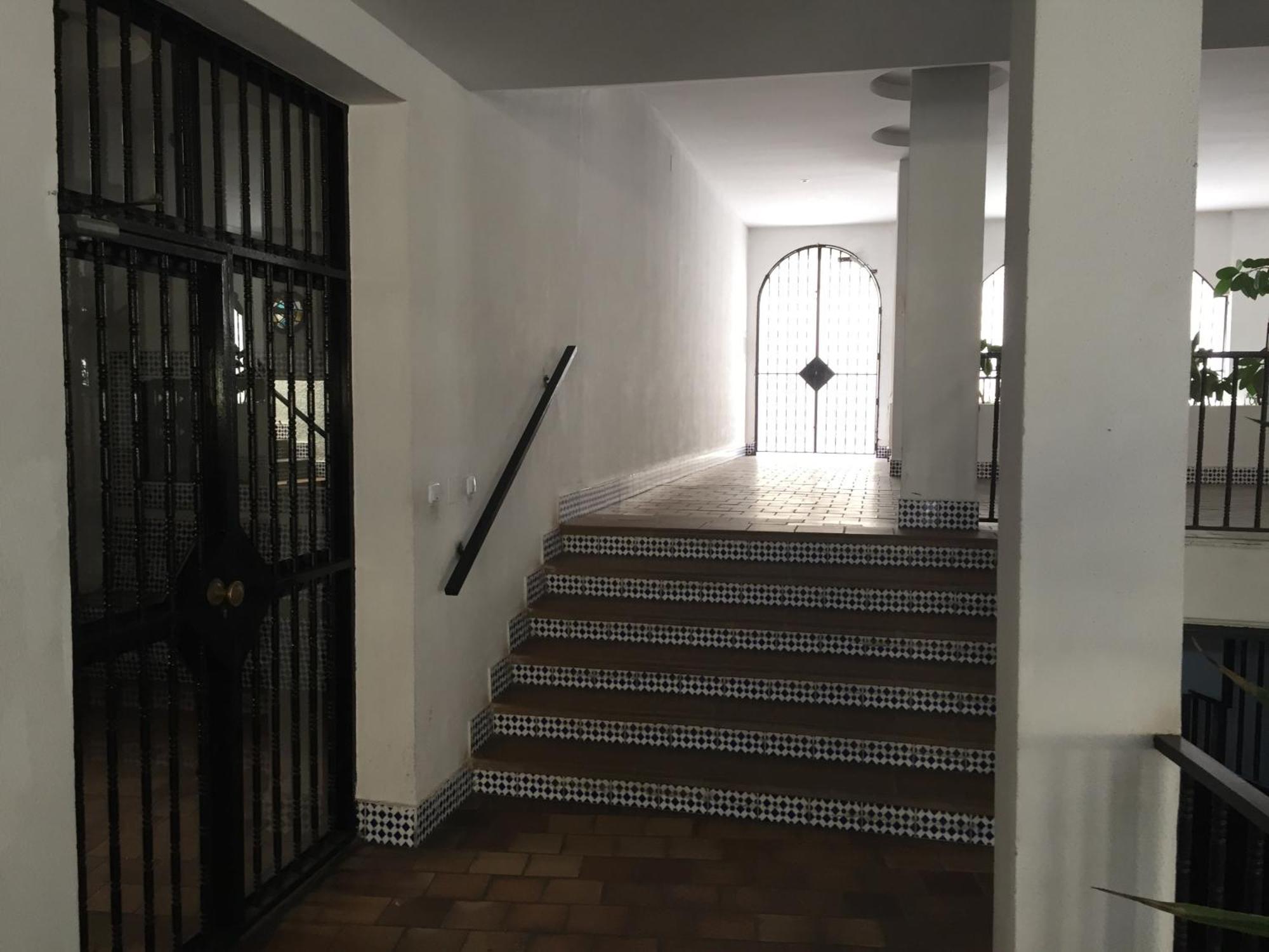 El Cortijuelo. Magnificent Triplex Terraced House With Rooftop Of 18M2, Overlooking The Sea. Parking Torremolinos Exterior foto