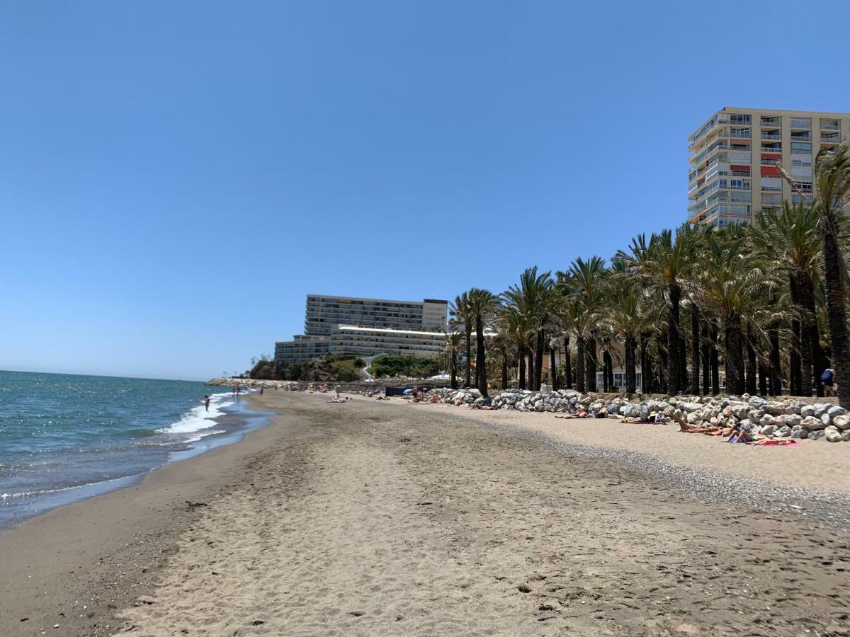 El Cortijuelo. Magnificent Triplex Terraced House With Rooftop Of 18M2, Overlooking The Sea. Parking Torremolinos Exterior foto